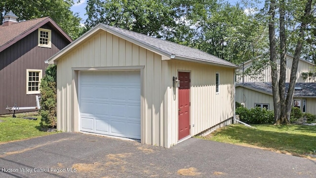 1024 Lakeview Rd, Copake, NY 12516 - detached garage with asphalt driveway