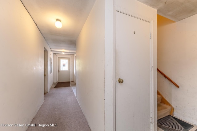 16 Fording Place Rd, Lake Katrine, NY 12449 - corridor featuring light carpet