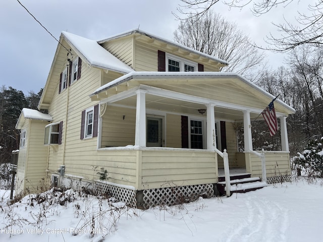 view of front of house featuring a porch