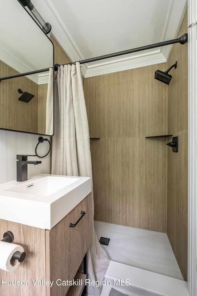 55 Ginger Rd, High Falls, NY 12440 - bathroom with a shower with shower curtain and vanity