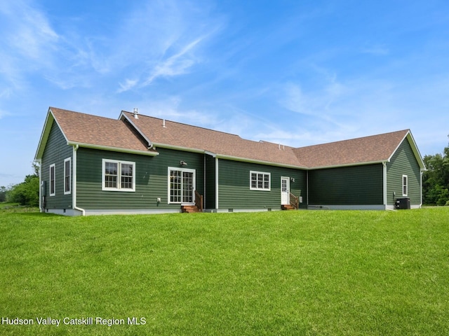 40 Bridle Path Ln, High Falls, NY 12440 - view of front of house with a front lawn, entry steps, and roof with shingles