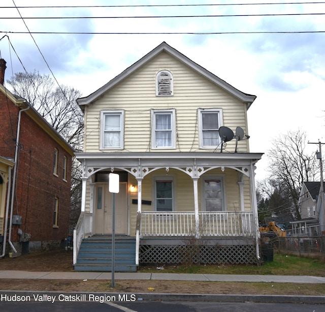 view of front of home featuring a porch