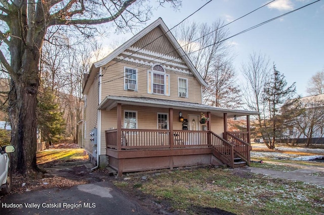 view of front of house with covered porch