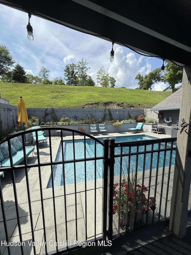 28 Railroad Ave, Saugerties, NY 12477 - photo 7