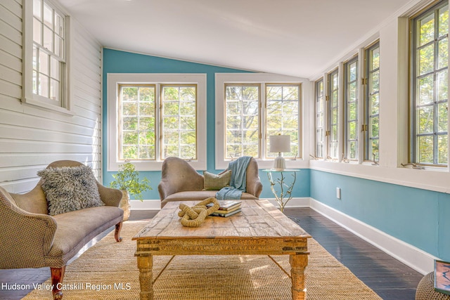 sunroom / solarium with vaulted ceiling