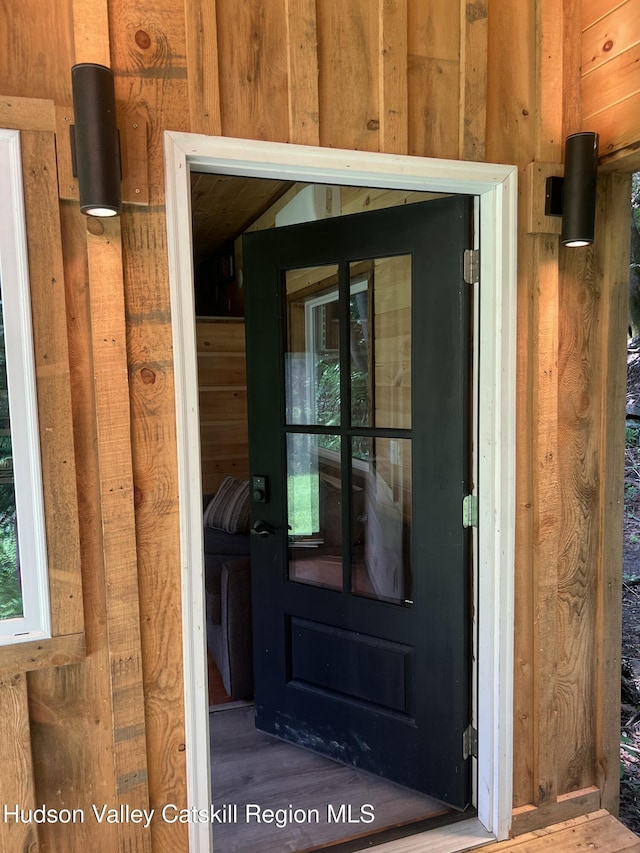 36 Rodney St, Kingston, NY 12401 - entrance to property