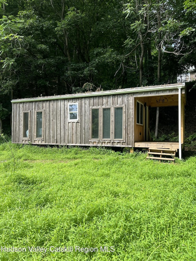 36 Rodney St, Kingston, NY 12401 - view of outdoor structure