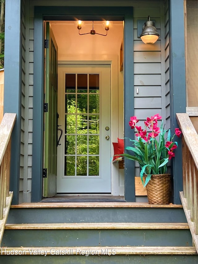 36 Rodney St, Kingston, NY 12401 - entrance to property