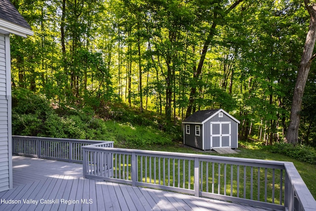 186 2nd St, Port Ewen, NY 12417 - view of deck