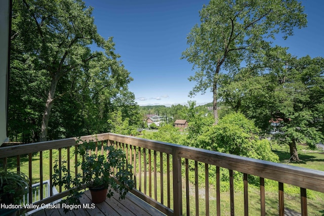 186 2nd St, Port Ewen, NY 12417 - view of wooden deck