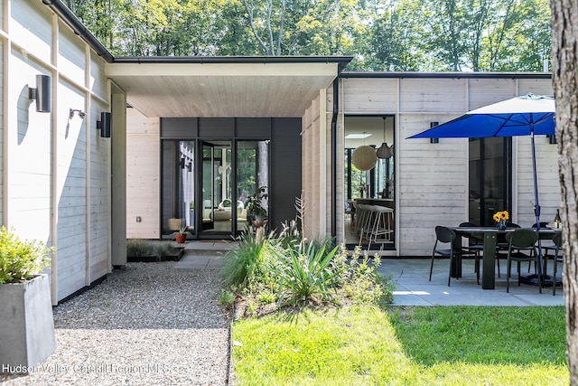 8 Accurso Rd, Saugerties, NY 12477 - property entrance with a patio area