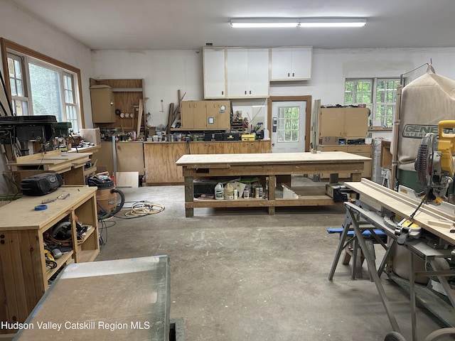 40-67 Popstone Rd, Stone Ridge, NY 12484 - garage with a workshop area