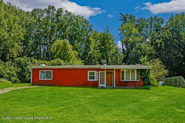 12 Park Cir, Mount Marion, NY 12456 - photo 1