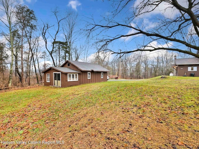 2846 Rte 32, Saugerties, NY 12477 - view of side of property featuring a yard