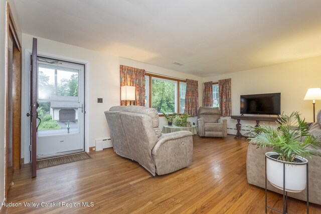 1076 Decker St, Kingston, NY 12401 - photo 5
