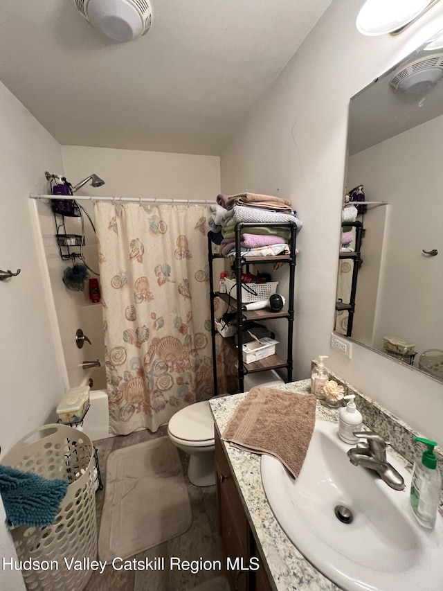 370 Highmount Rd, New Baltimore, NY 12124 - full bathroom with vanity, toilet, and shower / tub combo with curtain