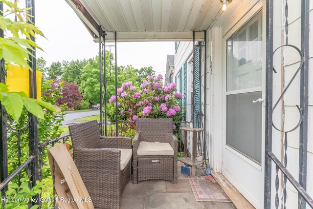 185 Green St, Port Ewen, NY 12466 - photo 4