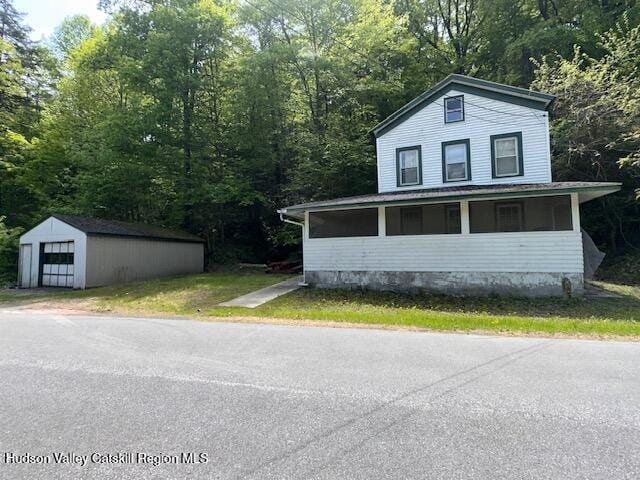 818 Cauterskill Rd, Catskill, NY 12414 - view of front of house