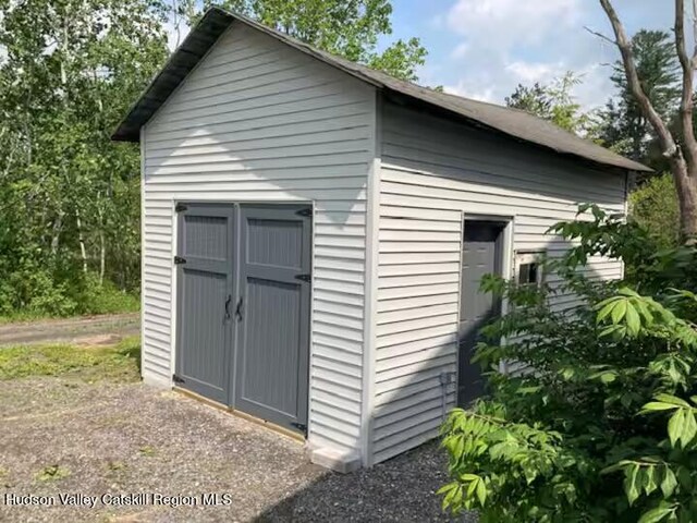 27 Grays Ln, Tannersville, NY 12485 - photo 4