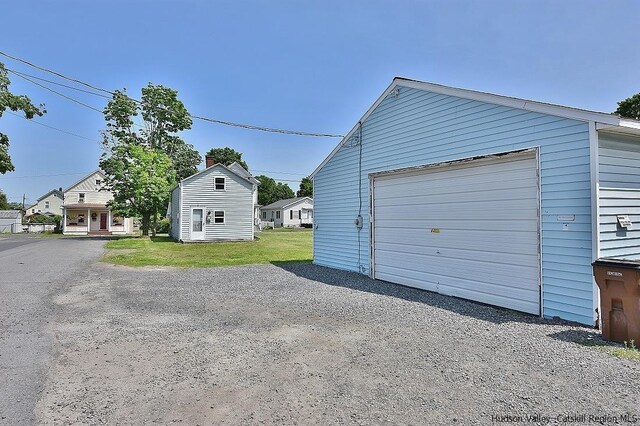 38 Emerick St, Kingston, NY 12401 - view of detached garage
