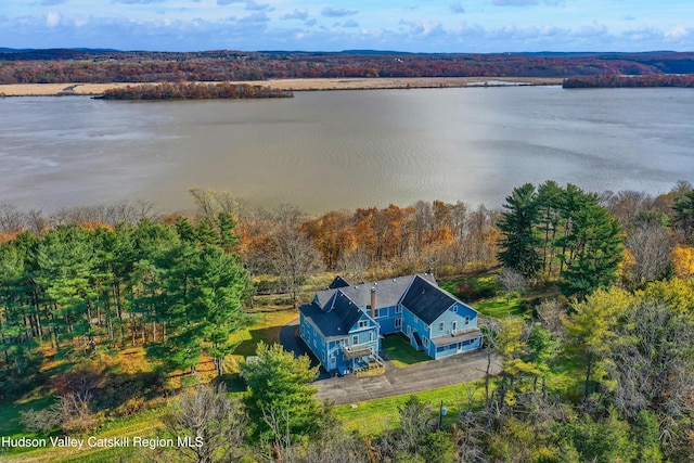 996 Dominican Ln, Saugerties, NY 12477 - view of subject property with a large body of water