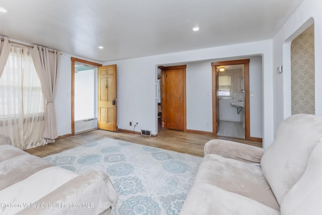 130 Wrentham St, Kingston, NY 12401 - photo 14