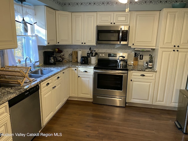 22 Beacham Rd, Rhinebeck, NY 12572 - photo 9