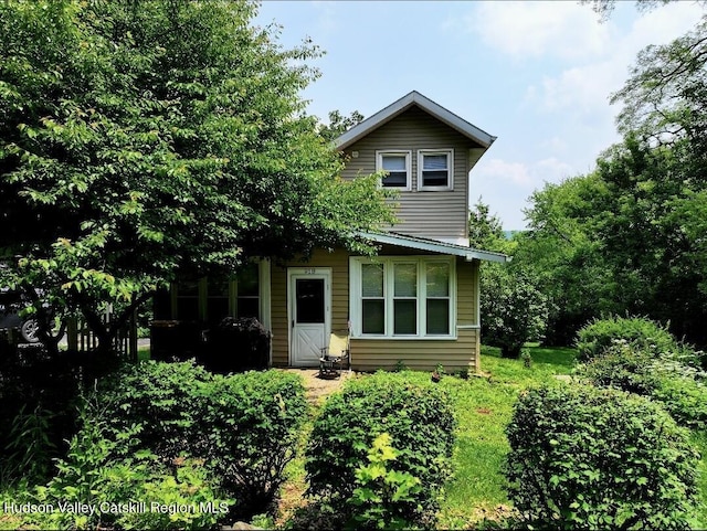 918 Ny-144, Hannacroix, NY 12087 - photo 1