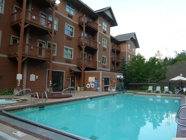 62 Liftside Dr Unit 221S4, Hunter, NY 12442