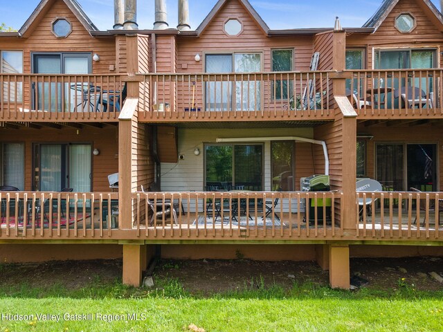 11 Quads Way, Windham, NY 12496 - rear view of property featuring a balcony