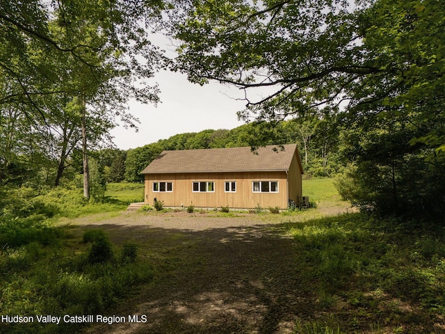 129 Krum Rd, Kerhonkson, NY 12446 - view of front of house featuring a view of trees