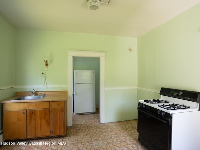 6667 Chester Ave, Stottville, NY 12534 - photo 12