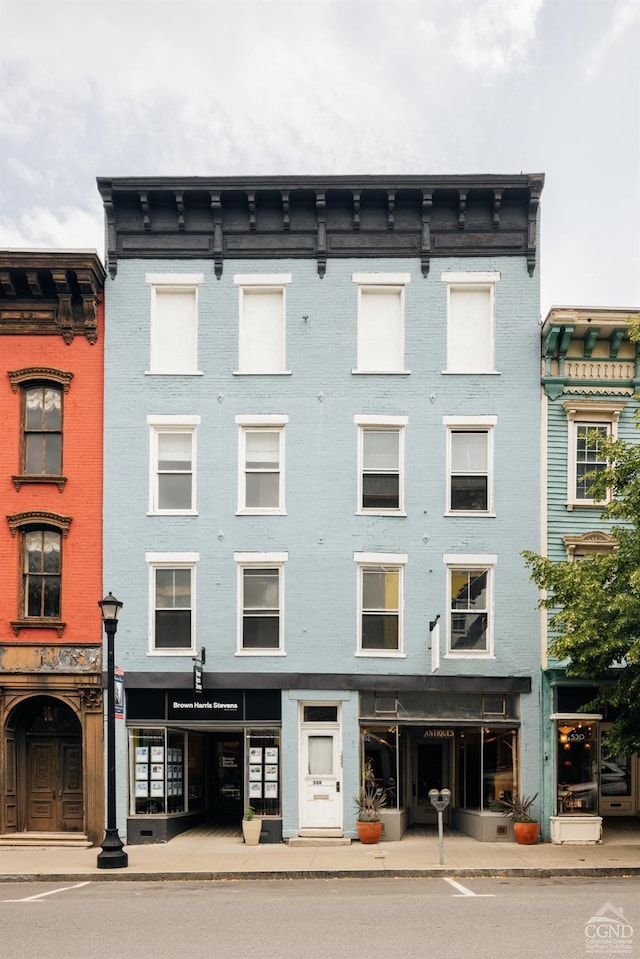 526-528 Warren St, Hudson, NY 12534 - view of property