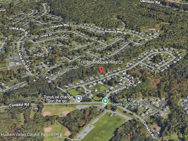16 Shinnecock Hills Dr, Colonie, NY 12205 - aerial map of property and surrounding area