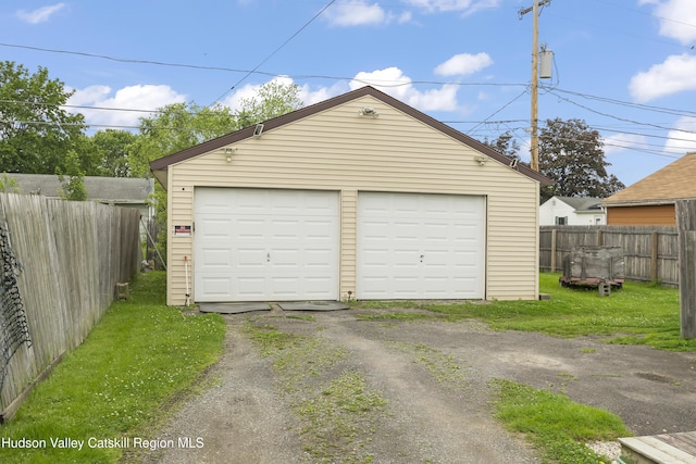 321 Lincoln Blvd, Hudson, NY 12534 - view of detached garage