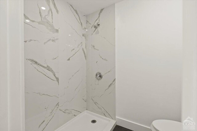 36 Perrines Bridge Rd, Rosendale, NY 12486 - bathroom with a marble finish shower and toilet
