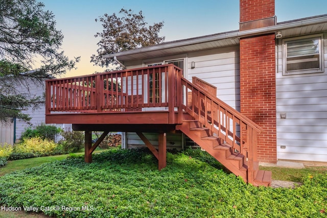 view of deck at dusk