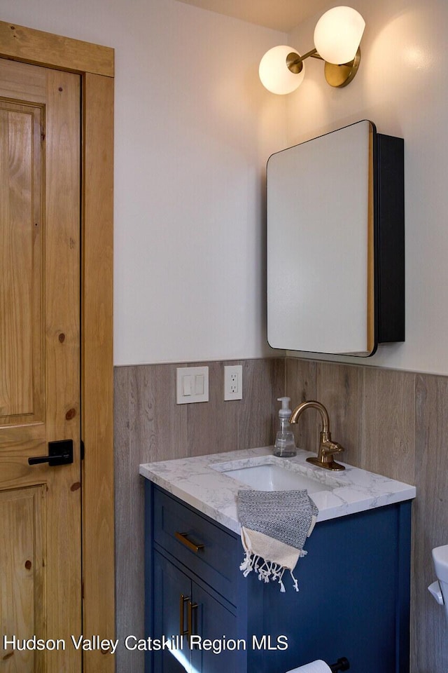 bathroom featuring vanity