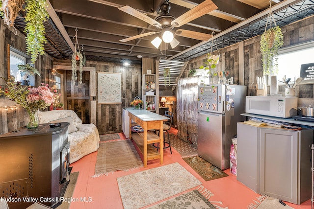 miscellaneous room featuring ceiling fan