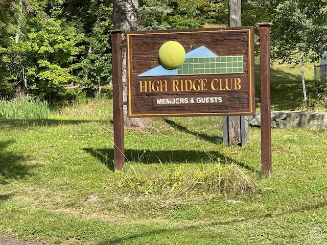 26 Townhouse Ln Unit 4A, Windham, NY 12496 - community / neighborhood sign featuring a yard