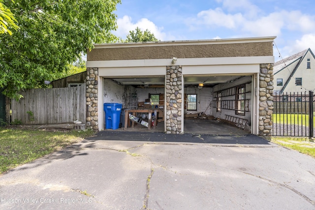 71 Melrose Ave, Albany, NY 12203 - garage with driveway