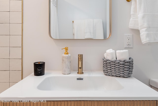 bathroom featuring vanity