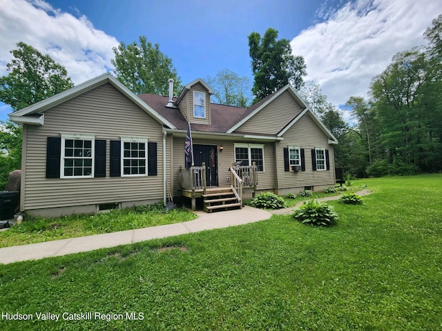 view of front of house featuring a front yard