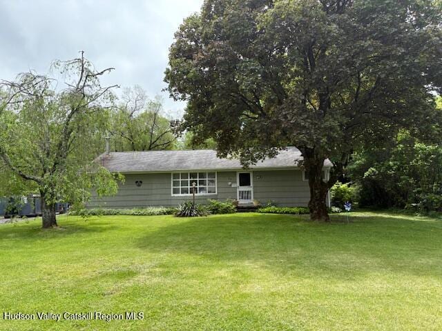 36 Blue Mountain Mnr, Saugerties, NY 12477 - view of front of property featuring a front yard