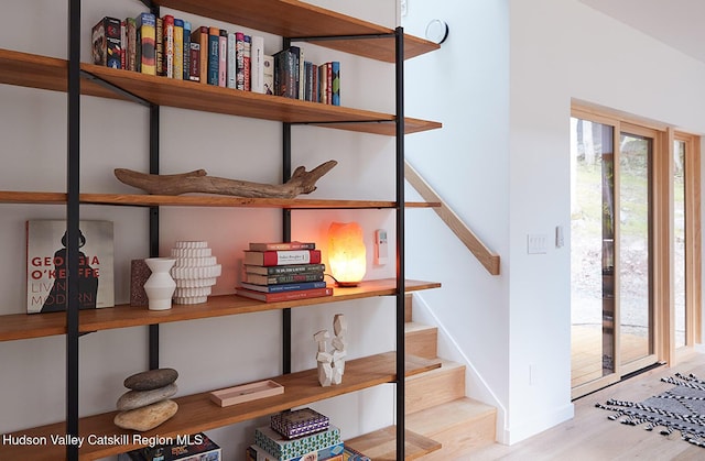 99 Cannon Cir, Woodstock, NY 12498 - detailed view of wood finished floors and baseboards