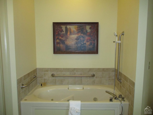 62-238E4 Liftside Dr, Hunter, NY 12442 - full bathroom with a jetted tub
