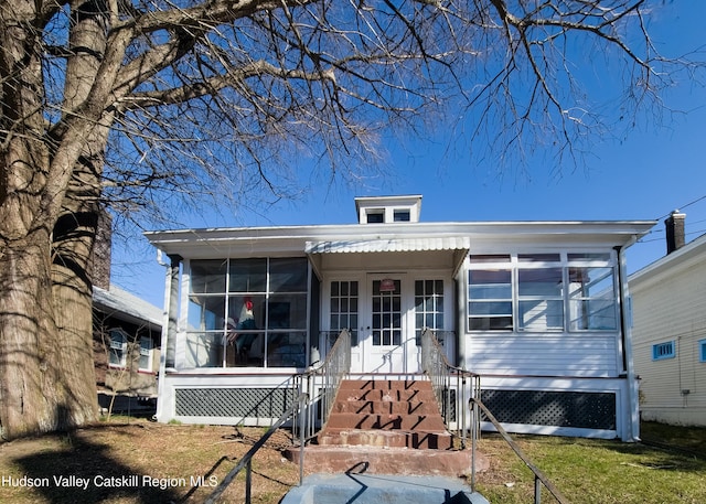 40 Fairview Ave, Hudson, NY 12534 - back of house with a sunroom