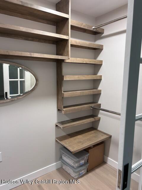 179 Grove St, Tillson, NY 12486 - interior space