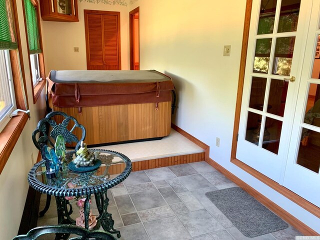 160 Willowbrook Rd, Hudson, NY 12534 - balcony with a hot tub