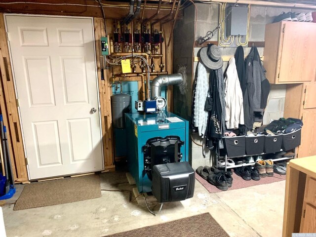 160 Willowbrook Rd, Hudson, NY 12534 - utility room featuring a heating unit